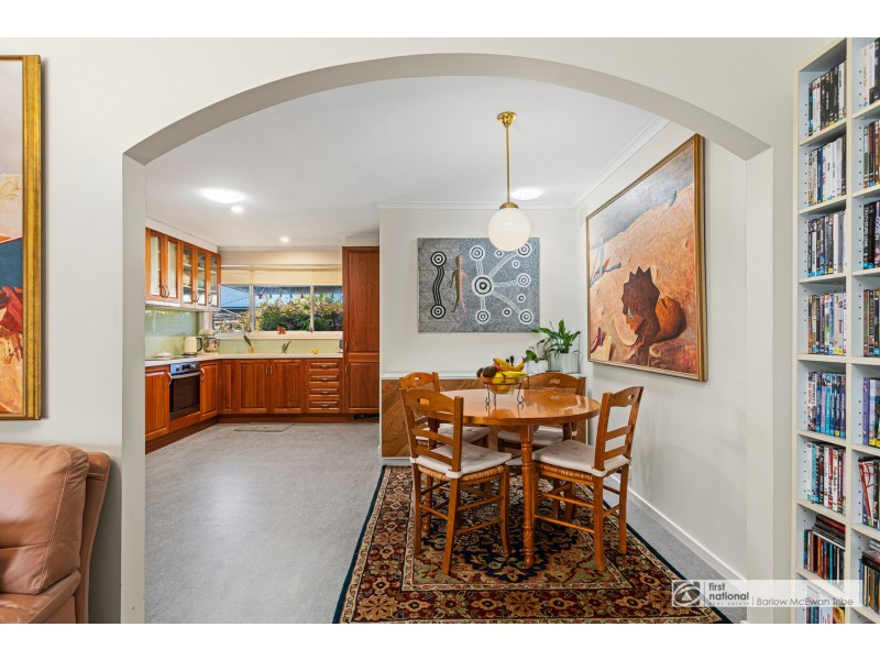 2/25 Rose Street, Altona VIC 3018