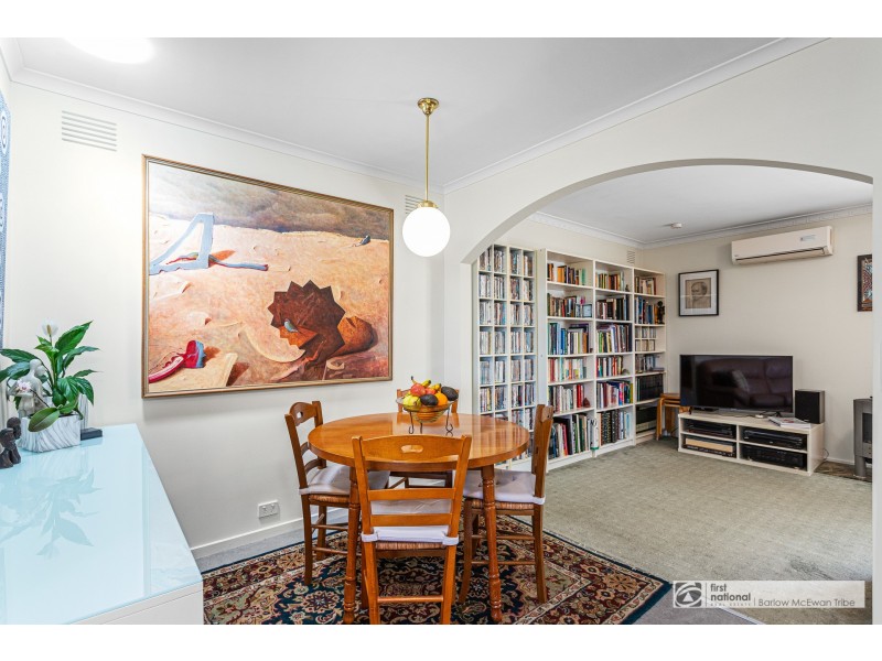 2/25 Rose Street, Altona VIC 3018