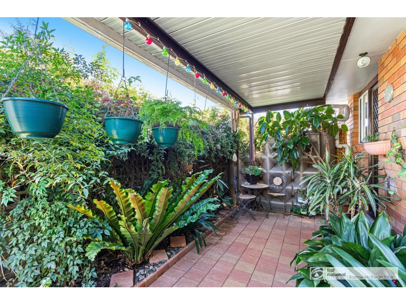 2/25 Rose Street, Altona VIC 3018