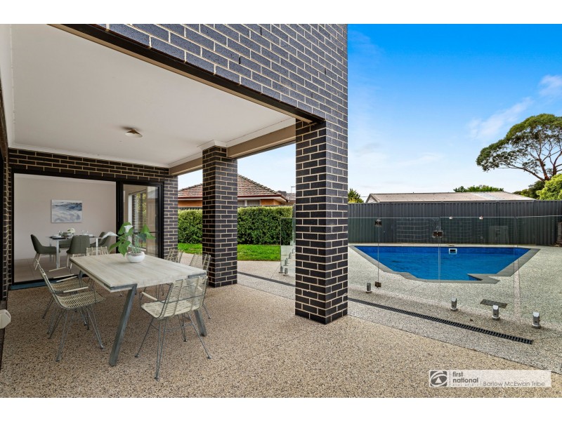 16 Seagull Avenue, Altona VIC 3018