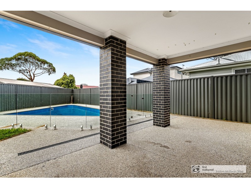 16 Seagull Avenue, Altona VIC 3018