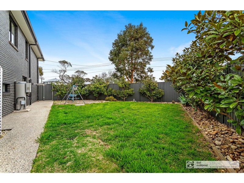 16 Seagull Avenue, Altona VIC 3018
