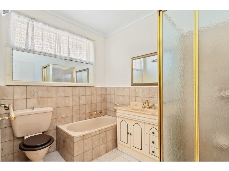 22 Noordenne Avenue, Seaholme VIC 3018