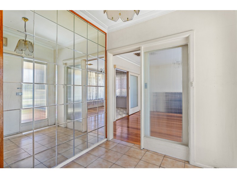 22 Noordenne Avenue, Seaholme VIC 3018