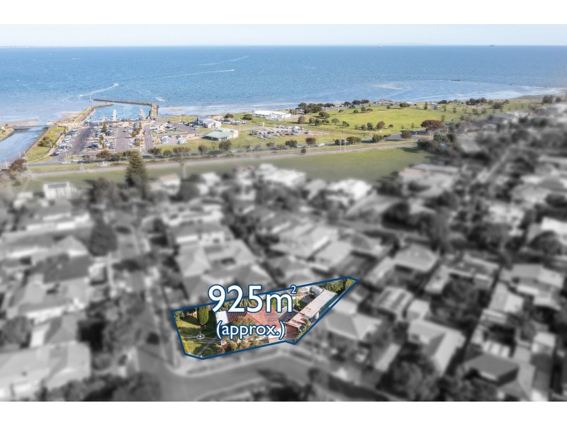 13 Cambridge Street, Seaholme VIC 3018