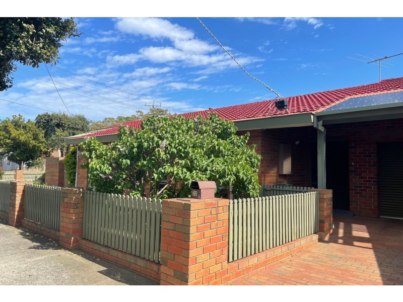 1/32 Maidstone Street, Altona VIC 3018