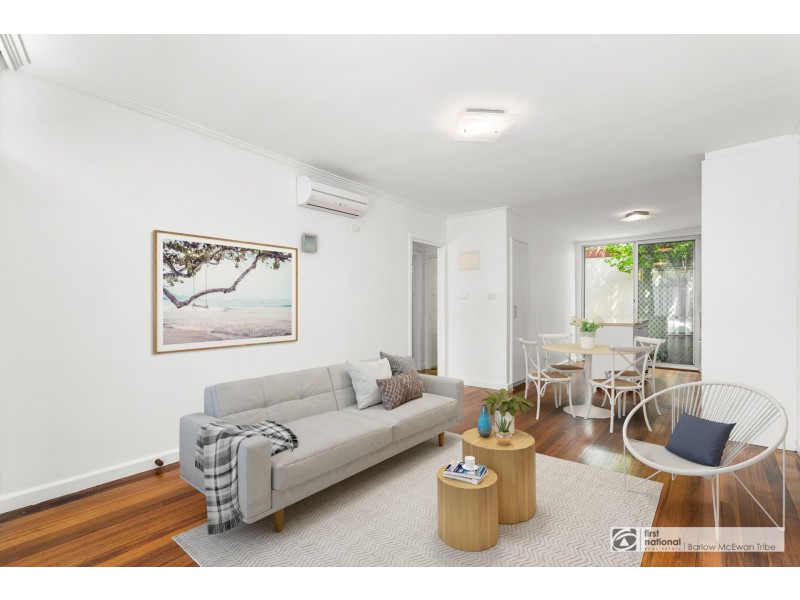4/239 Esplanade, Altona VIC 3018