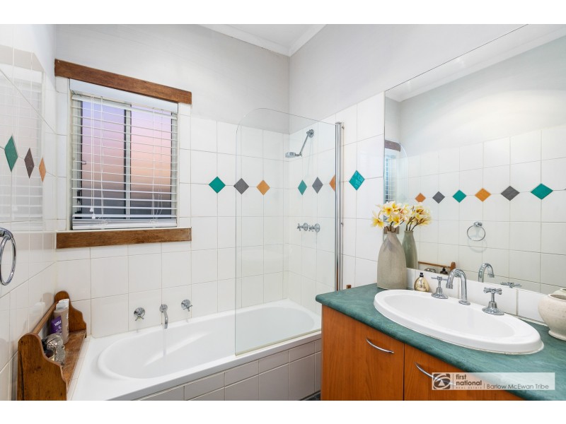 211 Civic Parade, Altona VIC 3018