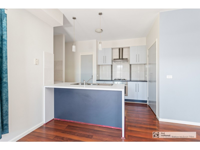 2/21 Spicer Boulevard, Altona Meadows VIC 3028