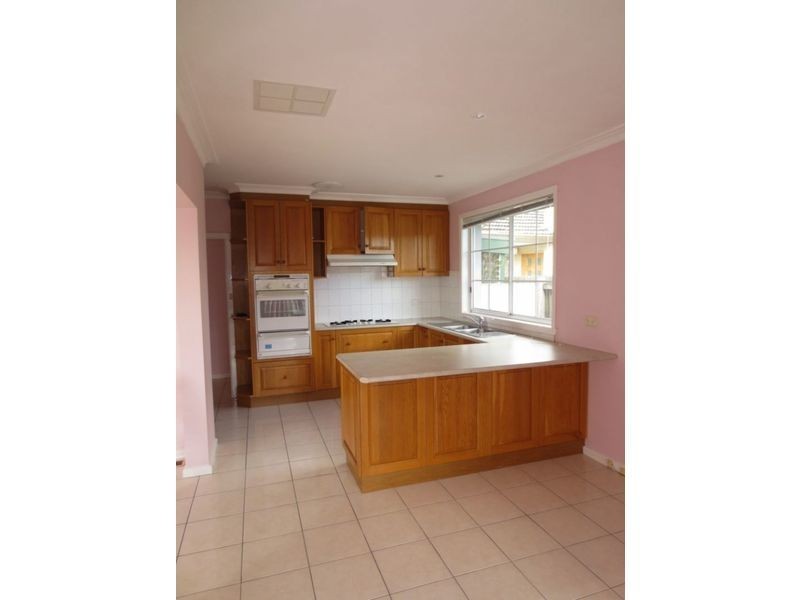 1/172 Queen Street, Altona VIC 3018