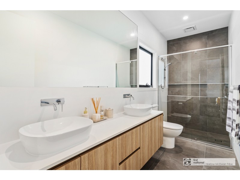 1/143 Queen Street, Altona VIC 3018