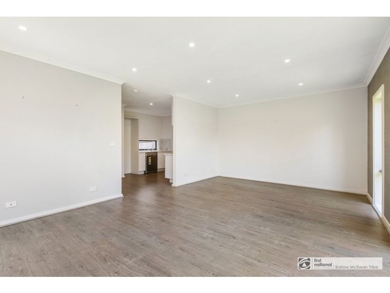 2/12 Brennan Court, Altona Meadows VIC 3028