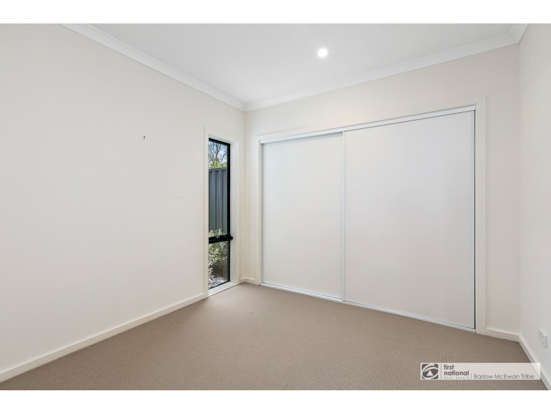 2/12 Brennan Court, Altona Meadows VIC 3028