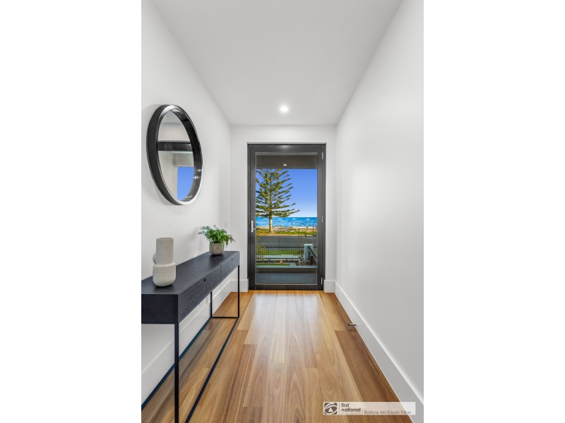 39 Esplanade, Seaholme VIC 3018