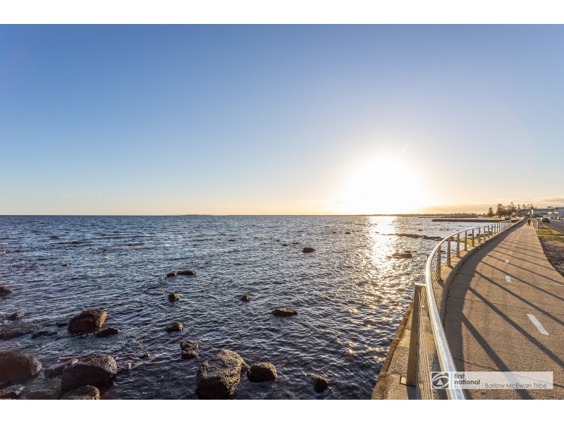 39 Esplanade, Seaholme VIC 3018