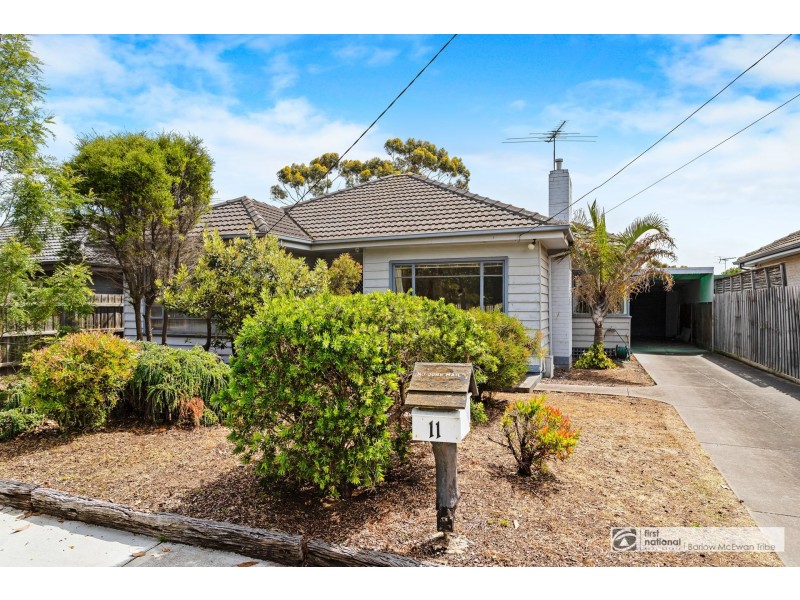11 Delmont Avenue, Altona VIC 3018