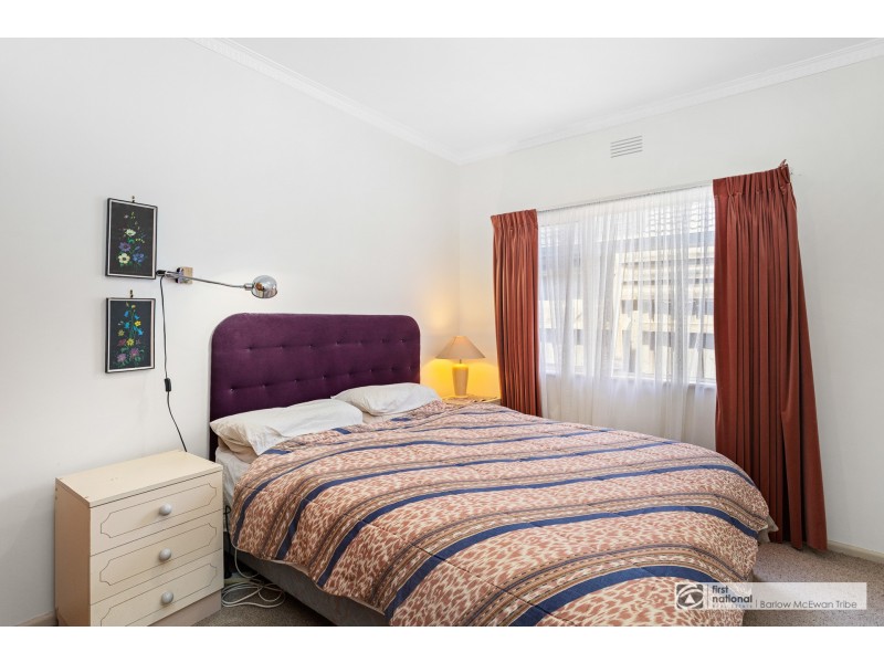 11 Delmont Avenue, Altona VIC 3018