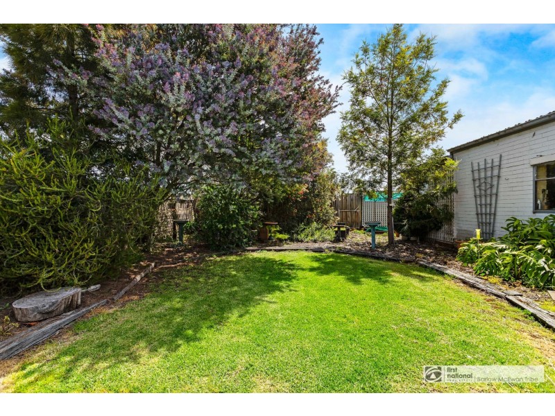 11 Delmont Avenue, Altona VIC 3018