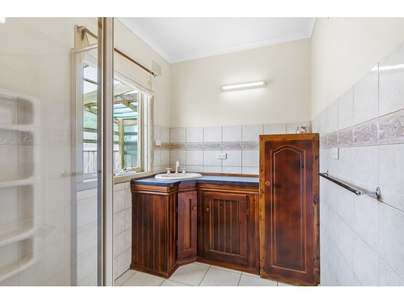 44 Curlew Avenue, Altona VIC 3018