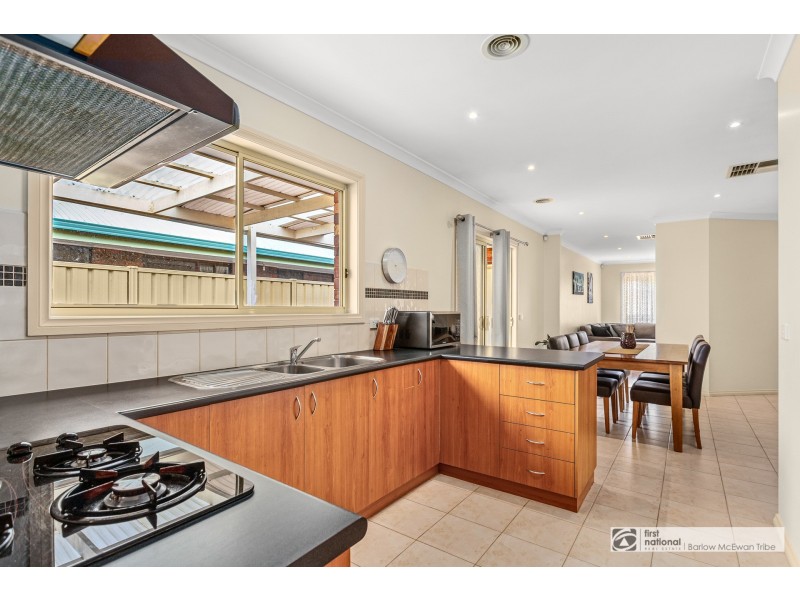 24 MacNeil Drive, Altona Meadows VIC 3028