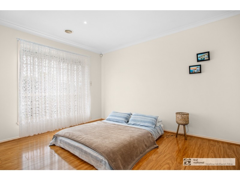 24 MacNeil Drive, Altona Meadows VIC 3028
