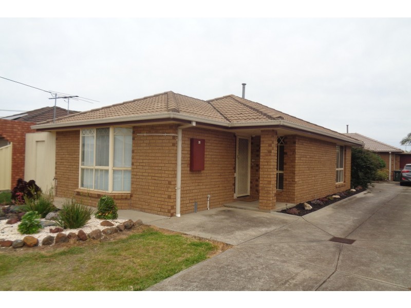 1/18 Balaclava Avenue, Altona Meadows VIC 3028