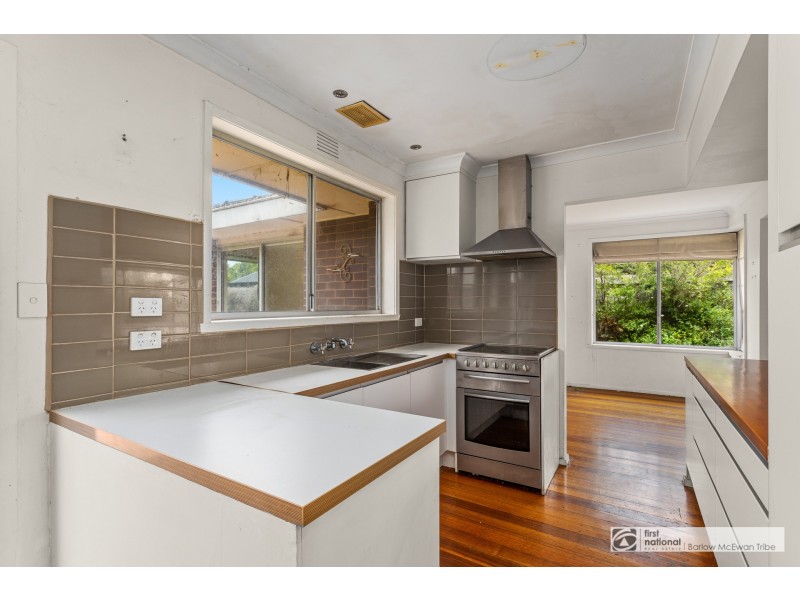 11 Cobham Street, Altona VIC 3018