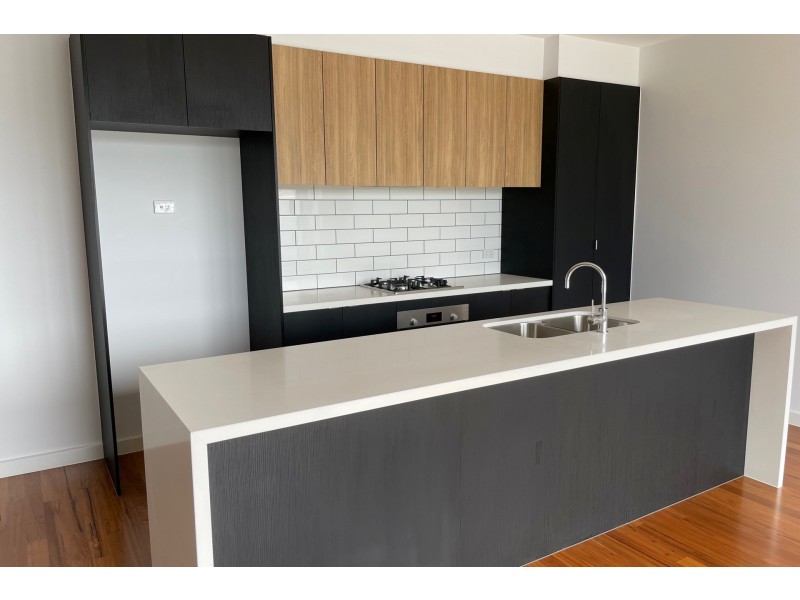 1/49 Bent Street, Altona VIC 3018