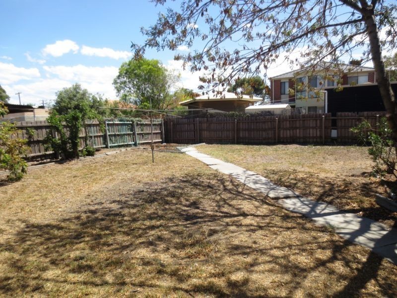 51 Fourth Avenue, Altona North VIC 3025