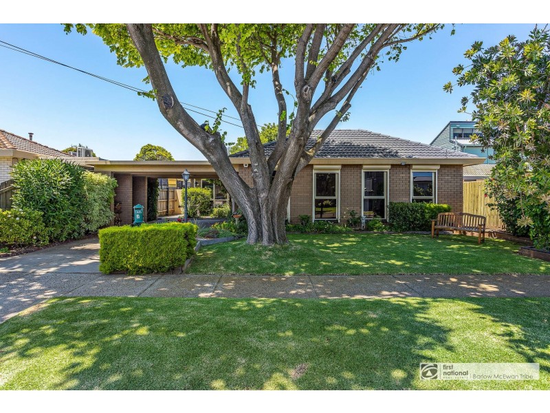 2 Moore Court, Seaholme VIC 3018