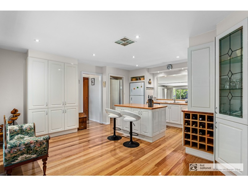 2 Moore Court, Seaholme VIC 3018