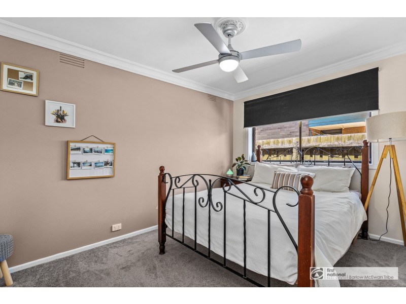 2 Moore Court, Seaholme VIC 3018