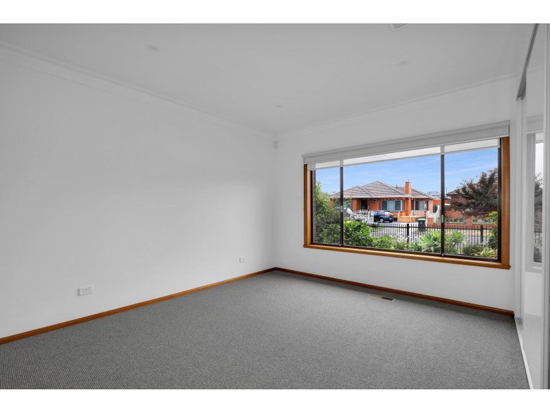 30 Mahon Avenue, Altona North VIC 3025