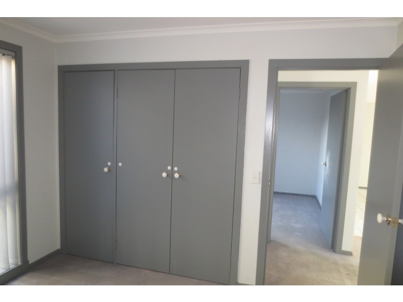 2/174 Victoria Street, Altona Meadows VIC 3028