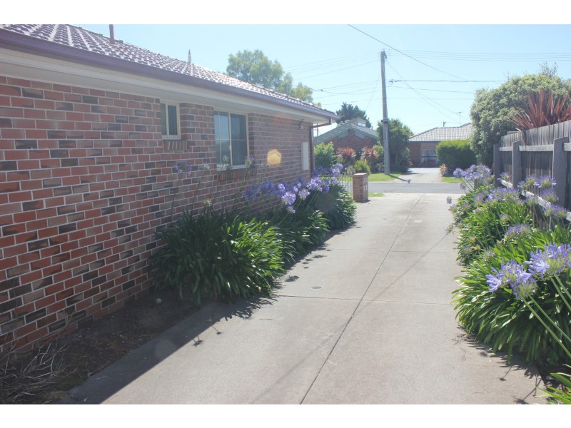 1/10 Sexton Court, Altona Meadows VIC 3028