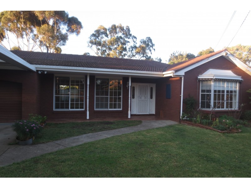 7 Armiston Grove, Altona Meadows VIC 3028