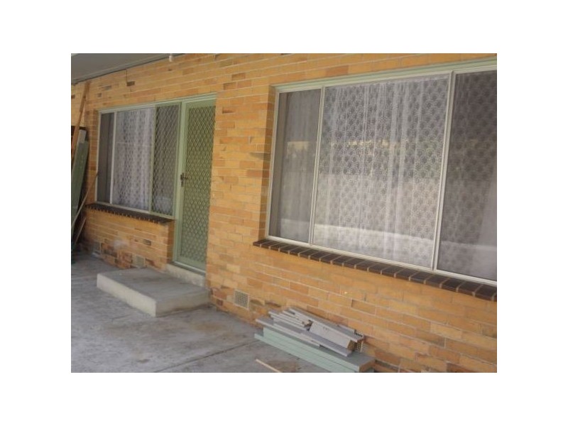 3/8 Romawi Street, Altona VIC 3018