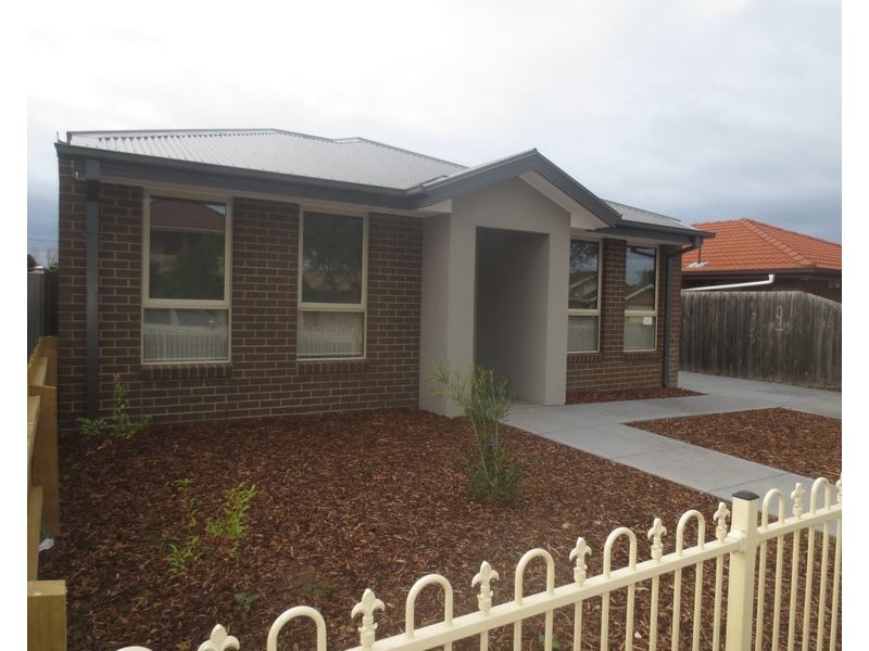 1/115 Merton Street, Altona Meadows VIC 3028