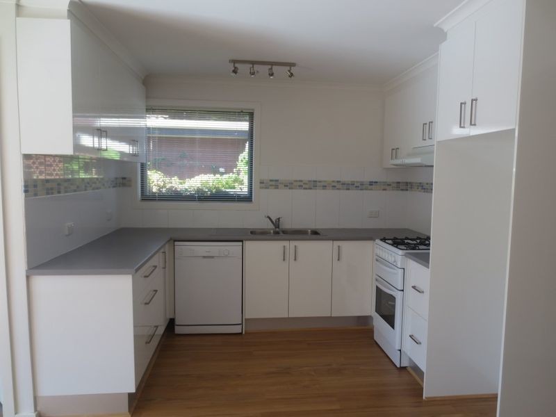 2/114 Blyth Street, Altona VIC 3018