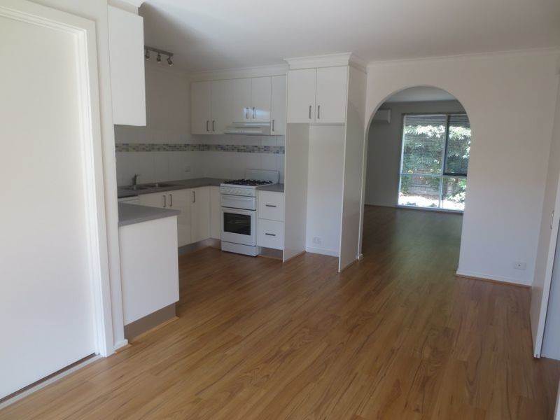 2/114 Blyth Street, Altona VIC 3018