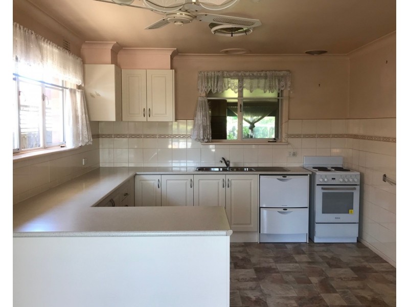 27 Kookaburra Street, Altona VIC 3018