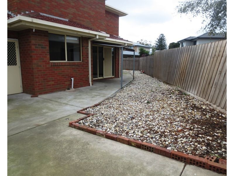 3/11 Cambridge Street, Altona VIC 3018