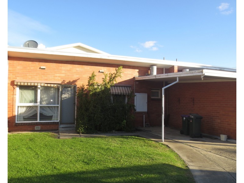 2/44 Sargood Street, Altona VIC 3018