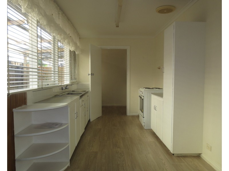 2/44 Sargood Street, Altona VIC 3018