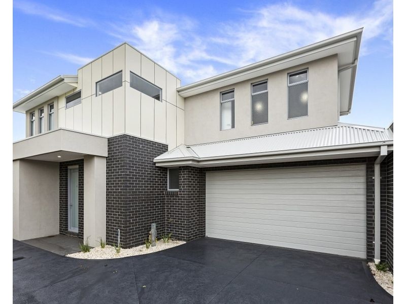 2/14 Lark Street, Altona VIC 3018