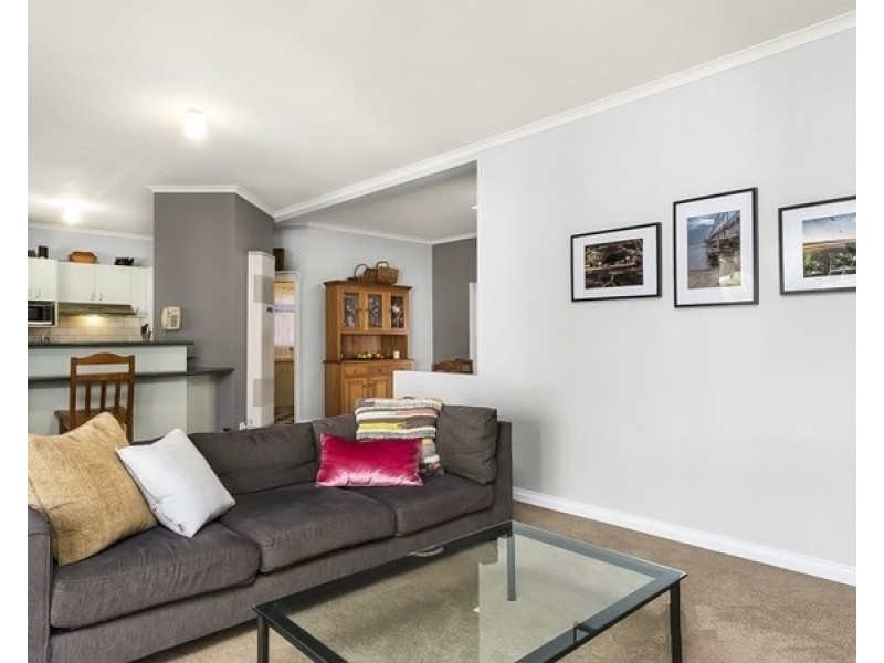 9 Wattle Grove, Seaholme VIC 3018