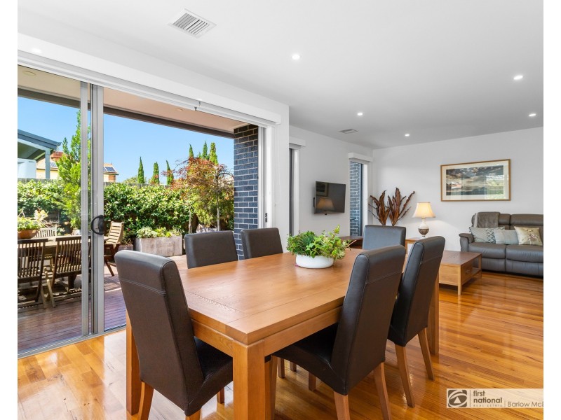 2/22 Mount Street, Altona VIC 3018