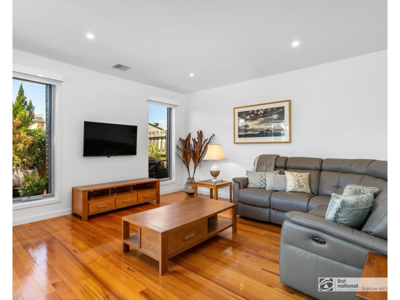 2/22 Mount Street, Altona VIC 3018