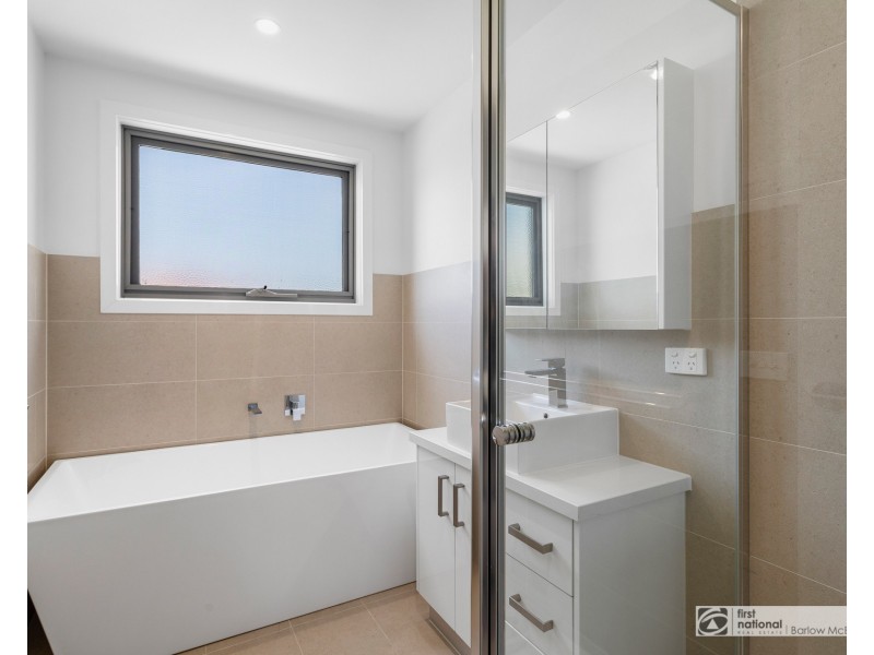 2/22 Mount Street, Altona VIC 3018