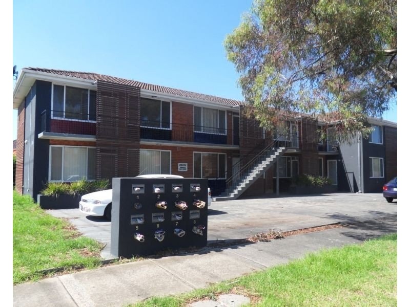 2/355 Blackshaws Road, Altona North VIC 3025